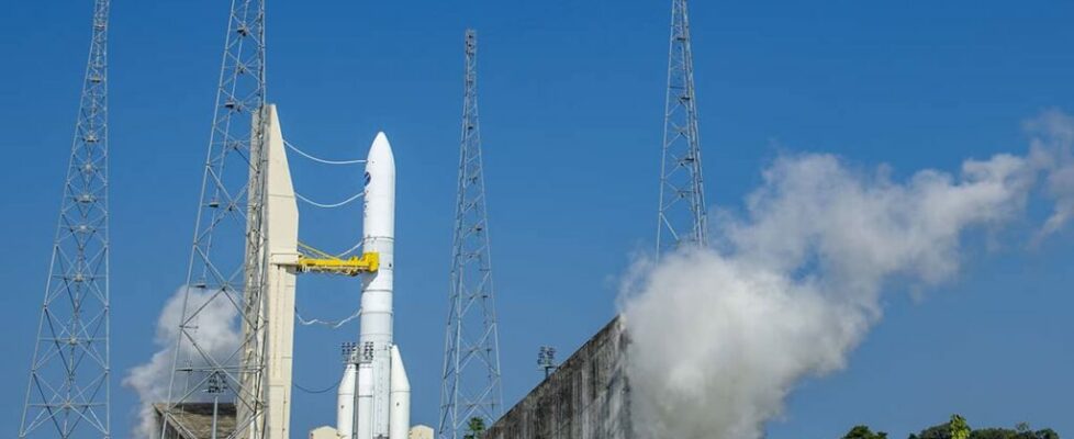 Fogo! Veja ao vivo ensaio crítico de pré-lançamento do foguete Ariane 6