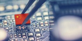 China proíbe uso de chips da Intel e AMD em computadores do governo