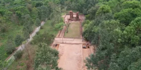 Estrada escondida do século 12 é encontrada em santuário no Vietnã