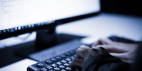 PF retoma agendamento online para emissão de passaportes após ataque hacker