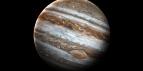 Júpiter pode ter ajudado a formar a Lua da Terra durante “grande instabilidade” do Sistema Solar