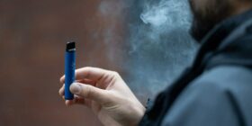 Anvisa mantém proibida venda de cigarro eletrônico no Brasil