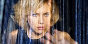 Scarlett Johansson vai processar ChatGPT por voz ‘estranhamente semelhante’ à dela