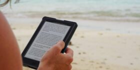 É possível ler e-books do Kindle em outro leitor digital, como Lev e Kobo?