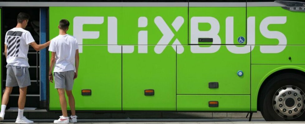 FlixBus suspende viagens de autocarro em Aveiro e no Porto devido aos incêndios