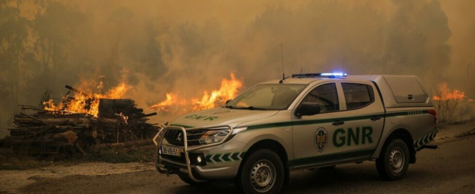 GNR detém 26 suspeitos de fogos e reforça patrulhamento com aumento de calor