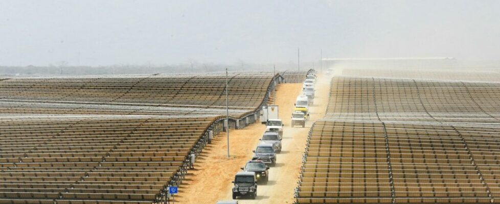 Mais de 500 mil painéis solares geram energia para quase um milhão de angolanos