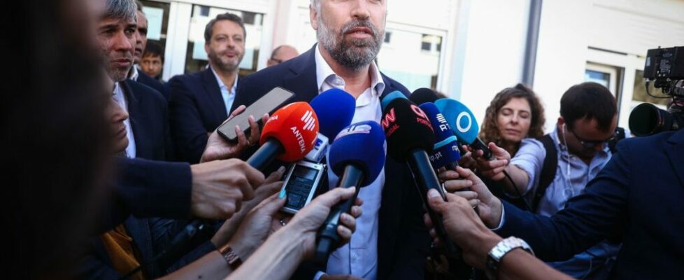 Olivença. Pedro Nuno diz que “é muito grave” declaração “inusitada” não articulada com Montenegro