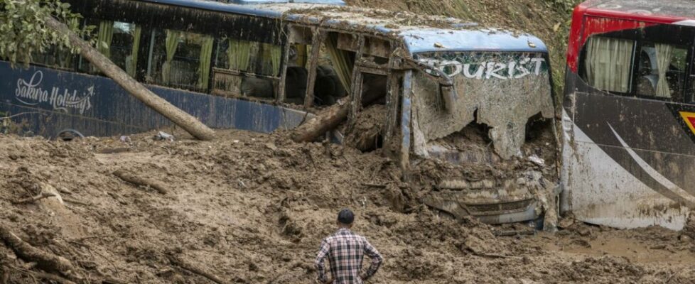 Número de mortos em cheias de inundações no Nepal sobe para 193