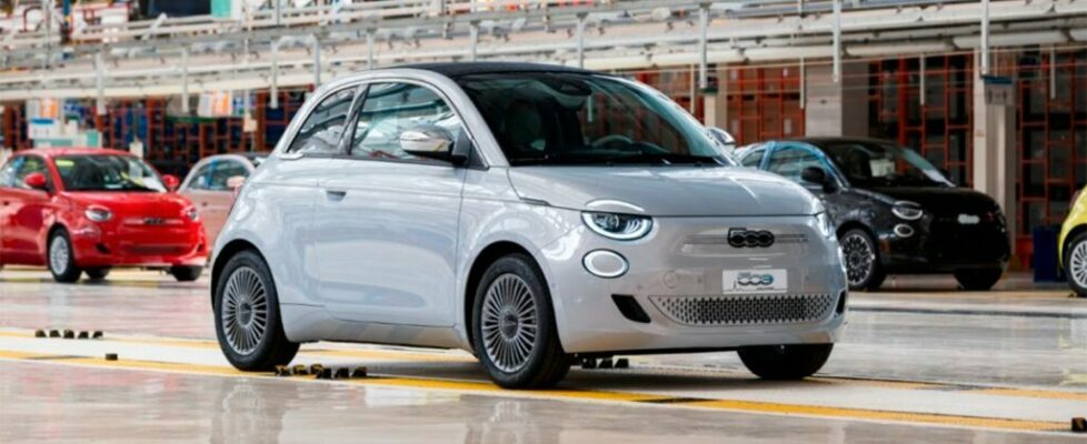 Produção do Fiat 500e pára por falta de clientes