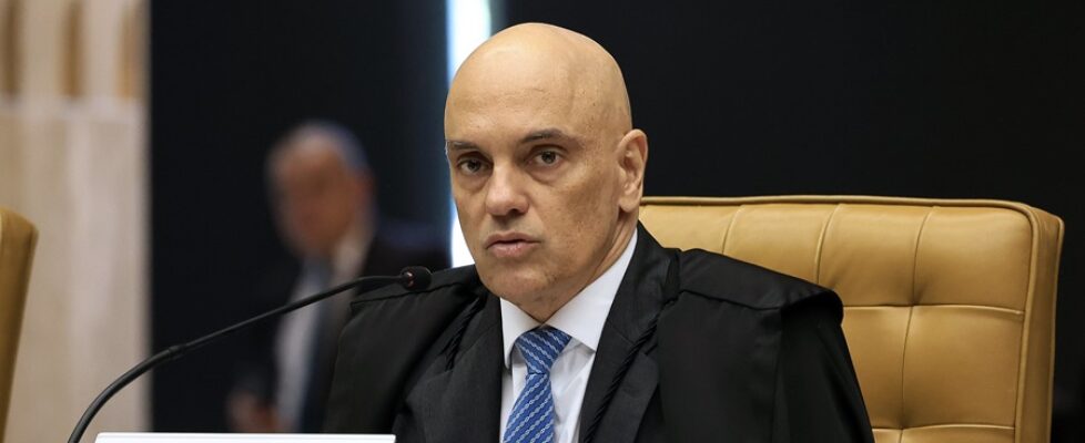 Moraes determina, e bancos enviam mais de R$ 18 milhões de Twitter e Starlink à União