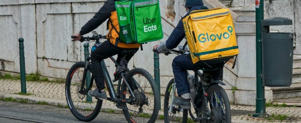 Tribunal da Relação de Évora dá razão à Glovo e não reconhece contratos de trabalho a 27 estafetas