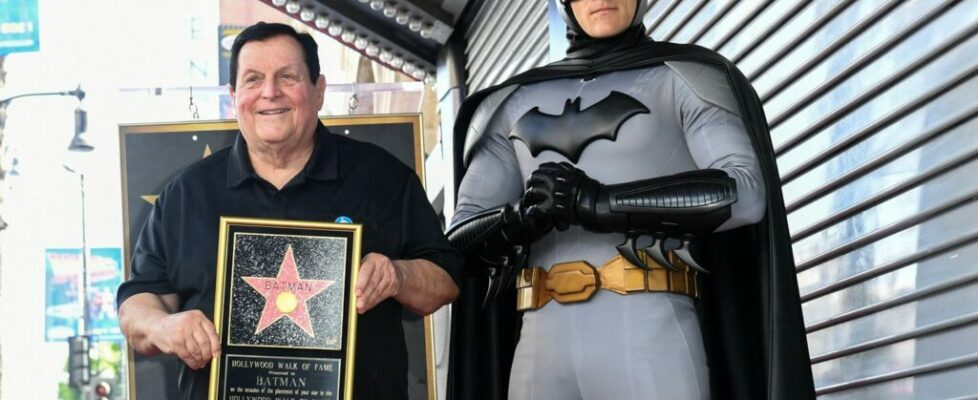 Batman é o primeiro super-herói com uma estrela no passeio da fama em Hollywood