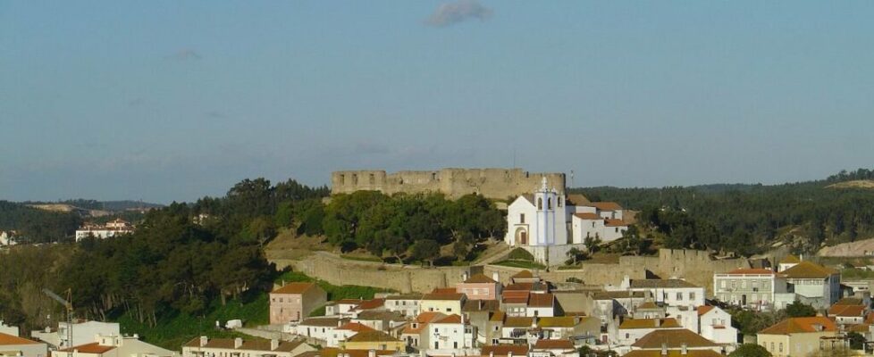 Casal homossexual diz-se vítima de homofobia em aldeia de Torres Vedras