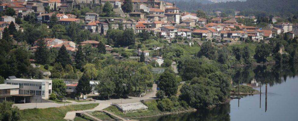 Norte e Galiza debatem proposta base de estatuto do trabalhador transfronteiriço