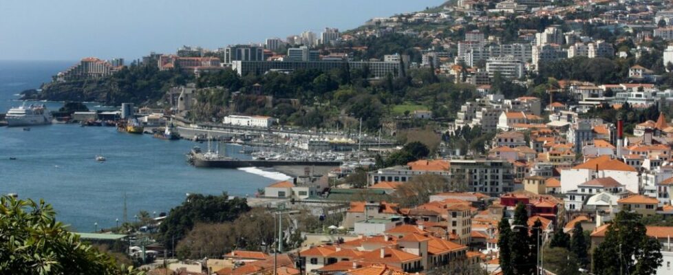 Câmara do Funchal começa a aplicar taxa turística