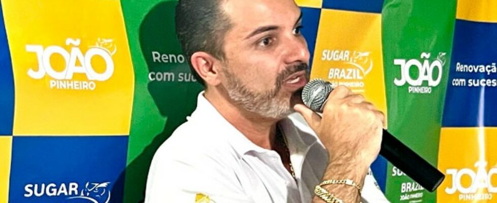 Candidato mais rico do país é acusado de estelionato