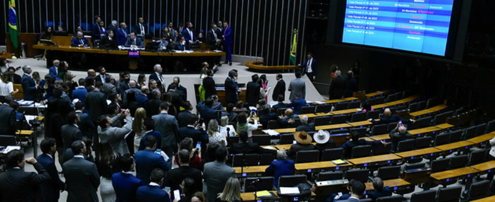 Congresso finaliza proposta para execução de emendas parlamentares