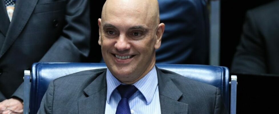 Moraes vai decidir o destino dos R$ 28 mi em multas pagas pelo Twitter/X