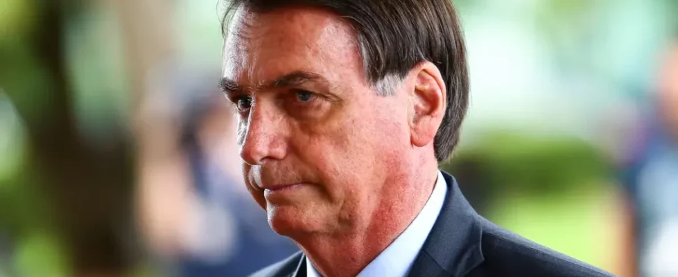 Sete dos 25 candidatos de Bolsonaro venceram no segundo turno; confira quem são