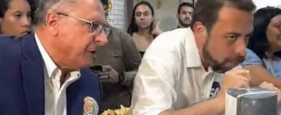 Boulos e Alckmin dividem sanduíche em bar e ‘esquecem’ passado