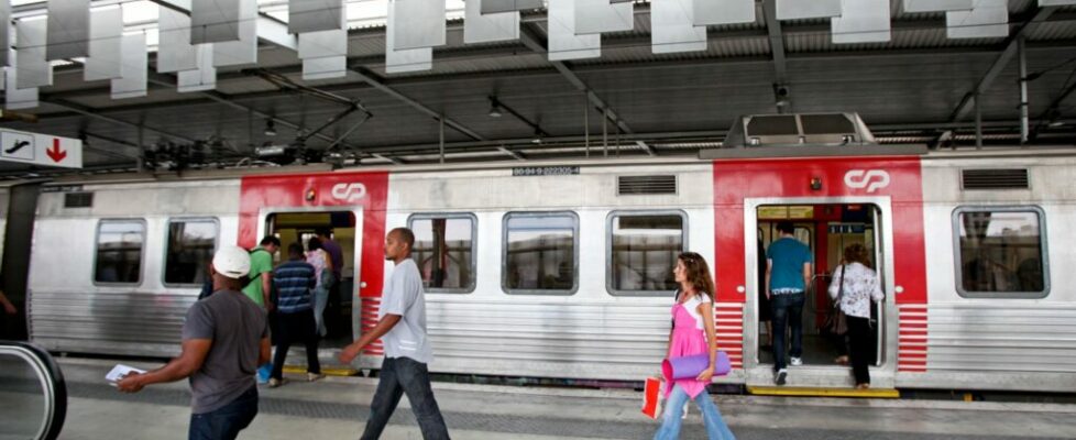 Compensação à CP por passe ferroviário não assegura oferta, diz Comissão de Trabalhadores