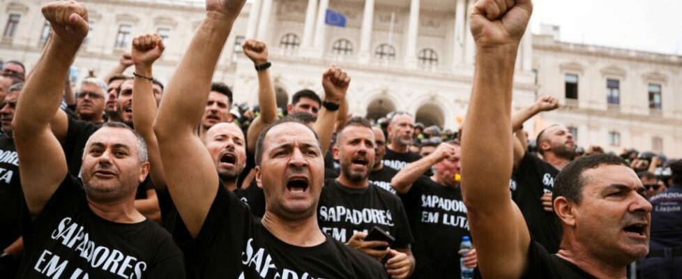 Bombeiros sapadores de Lisboa mantêm greve pelo menos até final do mês