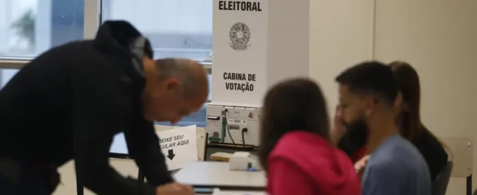 Eleições: maioria das mulheres eleitas prefeitas em 2024 é de partidos de centro ou direita