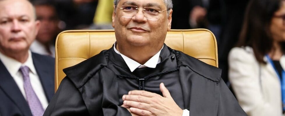 Flávio Dino anula reeleição antecipada da mesa diretora da Assembleia Legislativa de Pernambuco