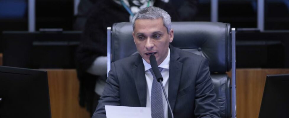 Moraes autoriza operação contra Gayer por uso de verba da Câmara antes de ele ser deputado