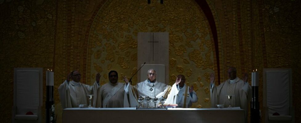 “Incompatível com necessidades das vítimas.” APAV acusa Igreja de falta de transparência e independência nas indemnizações por abusos