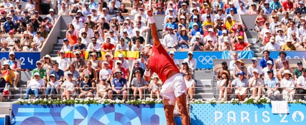 O lado humano ganhou de vez ao mito para deixar a lenda: Rafa Nadal anuncia retirada do ténis após Taça Davis em novembro