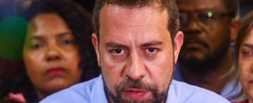 Rejeição a Boulos (Psol) avança e chega a quase 50%