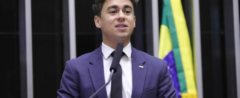 Nikolas Ferreira comenta indiciamento de Bolsonaro: ‘Que golpe é esse?’