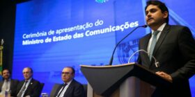 Ministro das Comunicações critica Aneel