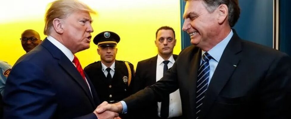 Bolsonaro vê vitória de Trump como ‘passo importante’ para volta à Presidência