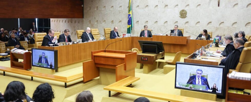 Vasectomia, laqueadura e vacinação contra covid-19 vão a julgamento no STF