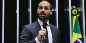 Eduardo Bolsonaro diz que ‘não há fake news‘ sobre alta do dólar