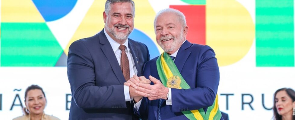 Lula vê avaliação positiva sobre governo cair de 43% para 27% em quase 2 anos