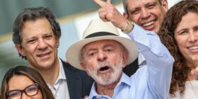 Os presentes que Lula ganhou na ‘confra’ com ministros