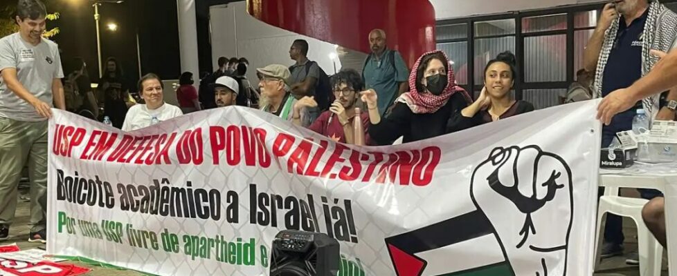 Professores da USP defendem estudantes que atacaram Israel