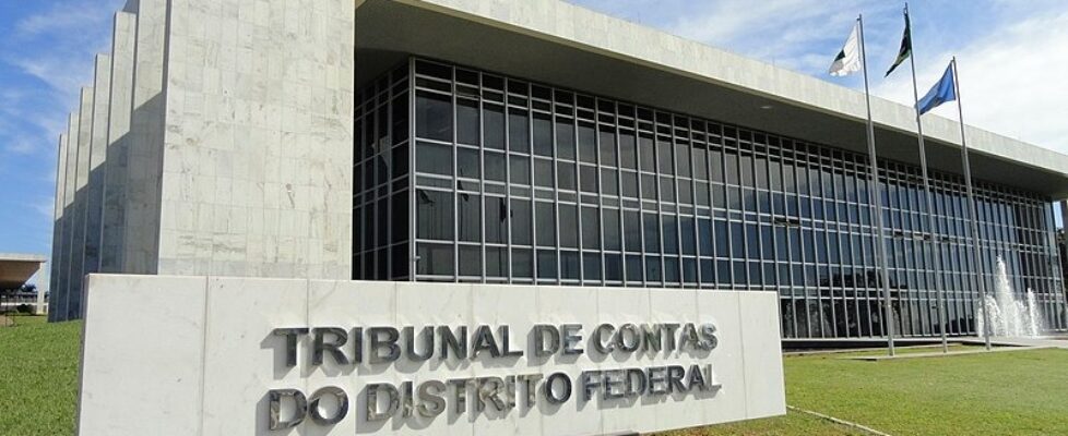 Membros do Tribunal de Contas do DF aprovam bonificação a si próprios