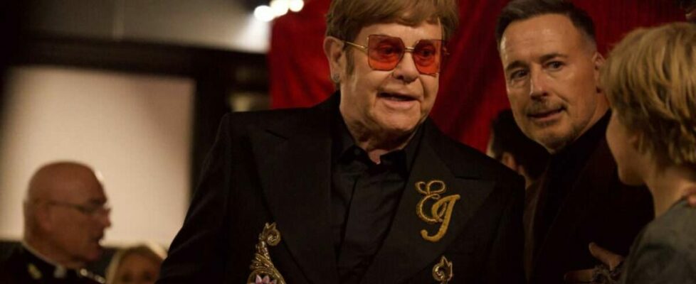 Elton John Condemns Marijuana Legalization, but Doesn't Mention Prohibition's Harms