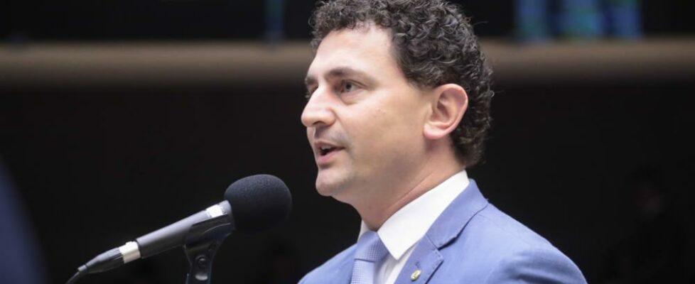 ‘O STF é uma sucursal do governo Lula’, diz deputado