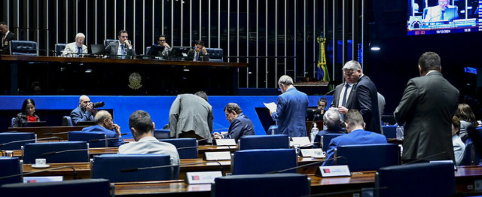 Senado aprova o 1° projeto do pacote de corte de gastos, que vai à sanção presidencial