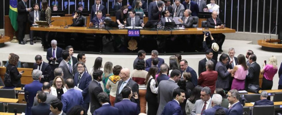 Com 5 meses de atraso, Congresso aprova a Lei de Diretrizes Orçamentárias de 2025