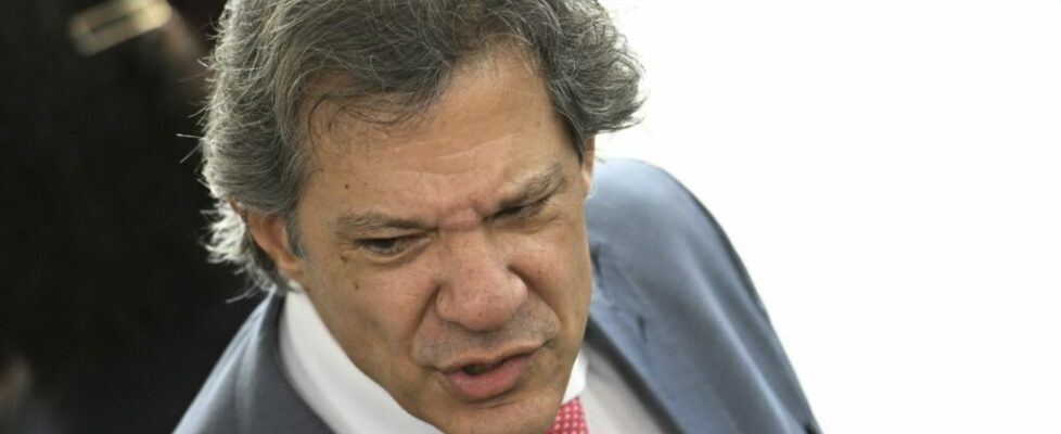 Haddad diz que empresas de tecnologia se alinharam com a ‘extrema direita’