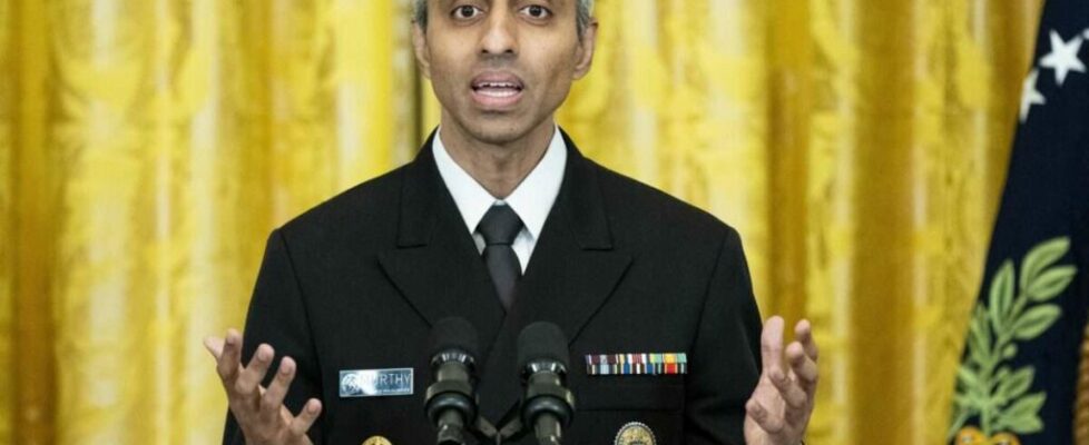 Surgeon General Gins Up a Questionable Drinking Causes Cancer Scare