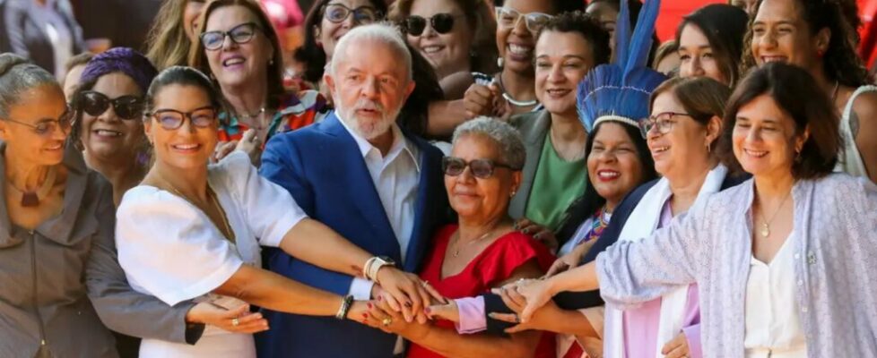 Lula, Janja e membros do governo se calam diante de críticas à falta de mulheres no Judiciário