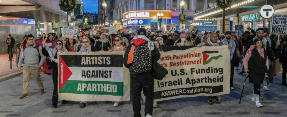 Massachusetts Town Votes To Boycott Any Business That 'Sustains Israel's Apartheid'
